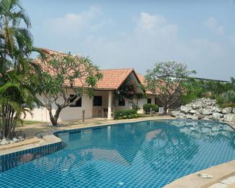 Two Fifty Nine Resort 259 Resort - Chonburi - Piscina