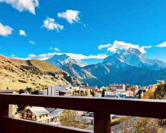 Breathtaking view of La Muzelle - Cosy studio 3 min from 3S - Venosc - Ban công