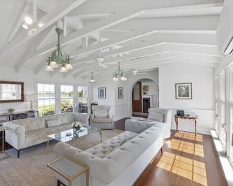 Water front home on the Cohansey River - Bridgeton - Sala de estar