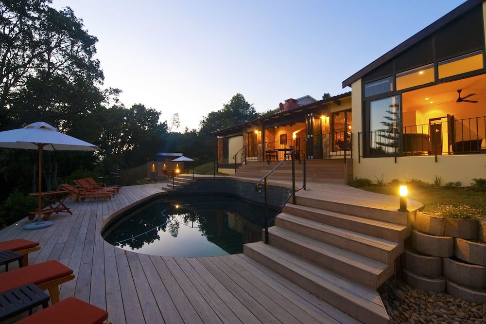 Double Dutch B & B - קניסנה - בריכה