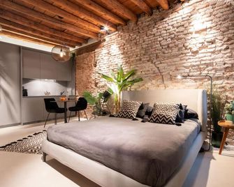 Officine Cavour Piazza Cavour - Padua - Bedroom