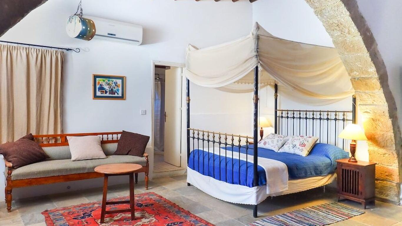 Cyprus Villages Hotel & Restaurant - Central Location - Bed & Breakfast - With Access To Pool And Stunning Views