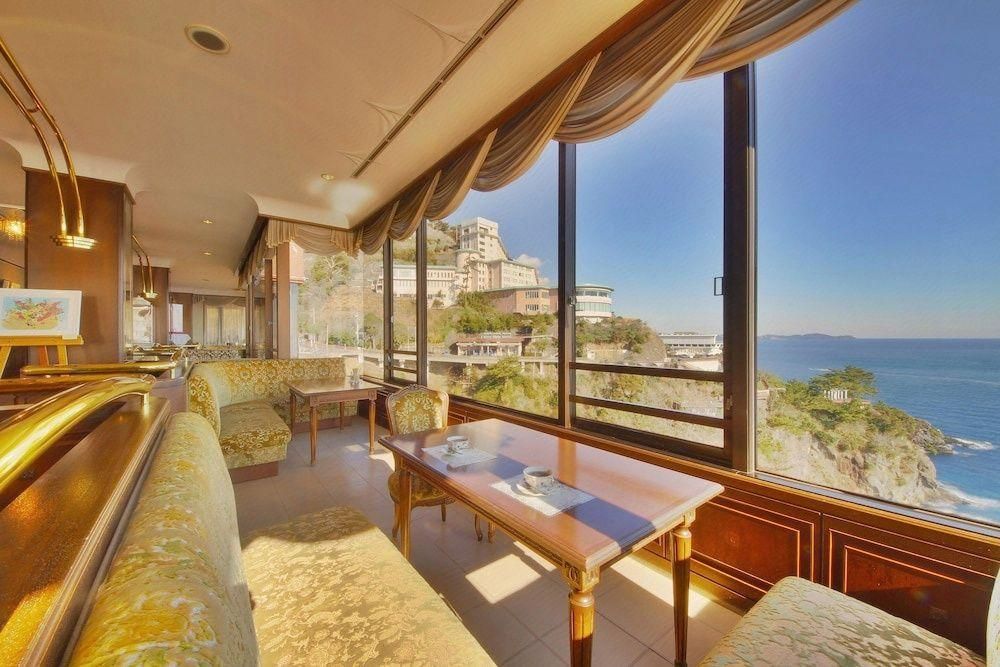 هوتل نيو أكاو