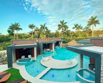 Opulenz Draxhall - Saint Ann’s Bay - Piscine