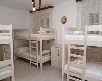 Hostel Korcula - Korčula - Chambre