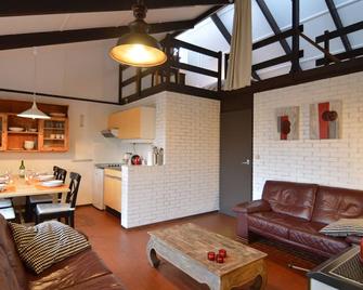 Holiday Home in Gemmenich with Forest Views - Sippenaeken - Sala de estar