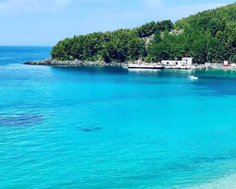 Geo & Art Boutique Hotel Himara - Himare