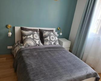 Paris visit - La Garenne-Colombes - Schlafzimmer
