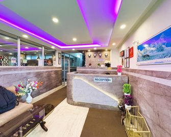 Hotel Marvel International & Restaurant - Darjeeling - Recepción