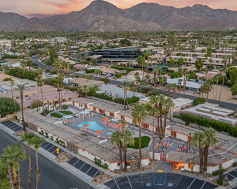 Mojave Resort - Palm Desert - Außenansicht