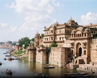 Super OYO Collection O Chitaipur Iit Bhu Campus Varanasi - Varanasi