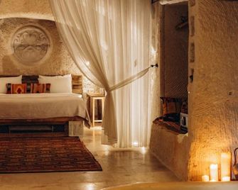 Doda Artisanal Cave Hotel 14 Plus - Urgup - Schlafzimmer