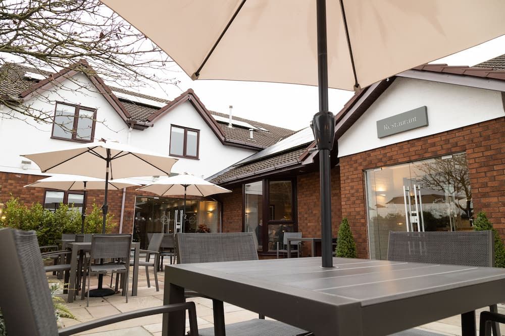 Rufford Arms Hotel - Ormskirk - Patio