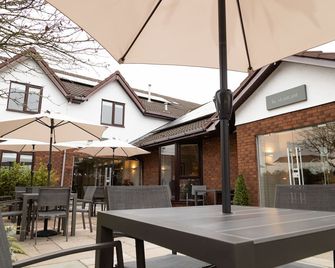 Rufford Arms Hotel - Ormskirk - Innenhof