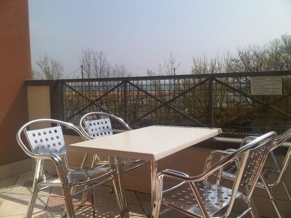 Residence Vecchio Faro - קאבאלינו טרפורטי - מרפסת