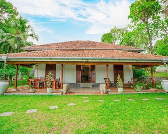 Villa Godahena - Ambalangoda - Patio
