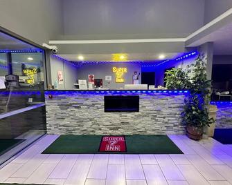 Super 7 Inn - Tecumseh - Recepción