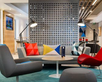 Holiday Inn Express London - Ealing By IHG - London - Lounge