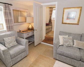 Jackdaw Cottage - Moreton-in-Marsh - Living room