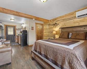 Ghost Canyon Getaway Unit #2 - Hermosa - Habitación