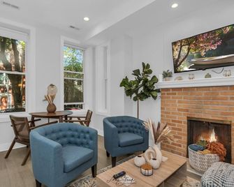 3BD West Town Gem: Explore the Windy City in Style - Chicago - Sala de estar