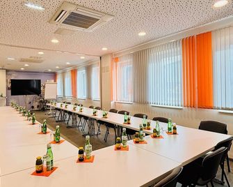 Ais Center - Wolfsberg - Sala de reunions