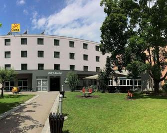 Jufa Hotel Graz Süd - Self Check-In - Грац - Будівля