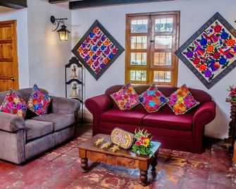 Hotel Panchoy - Antigua Guatemala - Pokój dzienny