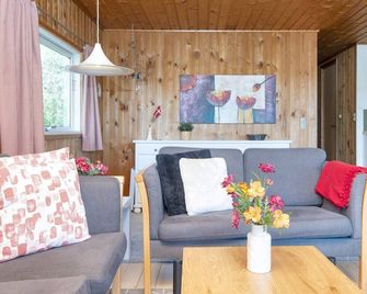 6 Person Holiday Home in Fano - Fanø - Sala de estar