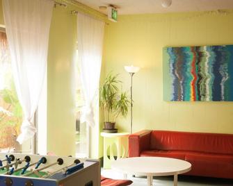 Banana Bungalow West Hollywood Hotel & Hostel - West Hollywood - Sala de estar