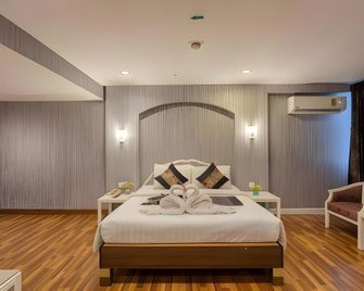 Aunchaleena Grand Hotel - Bangkok - Habitación