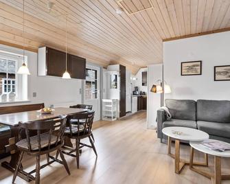 Amazing Apartment In Hvide Sande - Hvide Sande - Essbereich