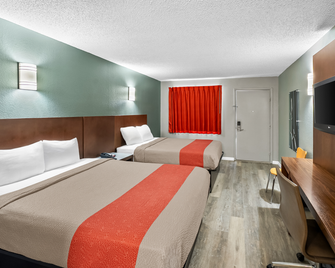 Red Carpet Inn And Suites - Maple Shade - Bedroom