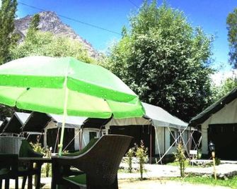 Tih Nubra Leisure Camp - Hunder - Hundar - Patio