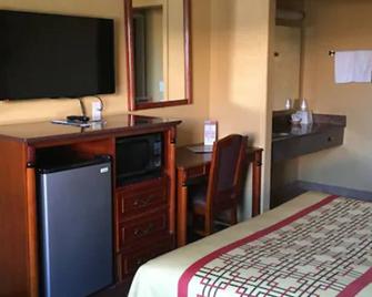 National City Motel - National City - Bedroom