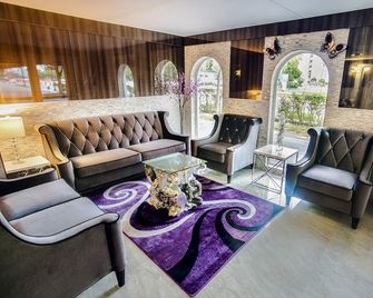 Ocean Beach Palace - Fort Lauderdale - Lobby