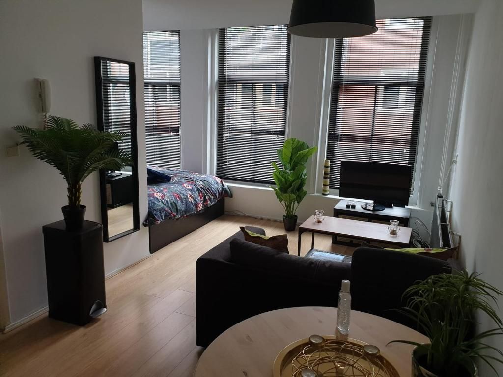 Recharge Hostel - روتردام - غرفة معيشة