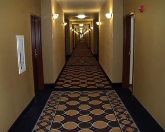 Irish Inn And Suites - Muleshoe - Hallway
