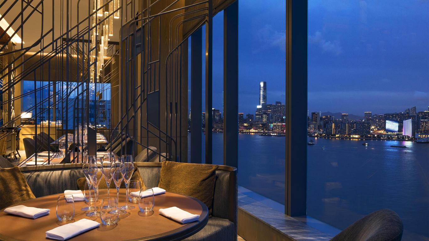 Hyatt Centric Victoria Harbour Hong Kong