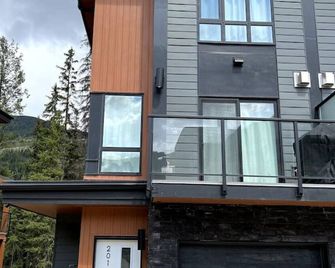 Private Hot Tub Ski In Ski Out Sleeps 9 - Panorama - Edifício