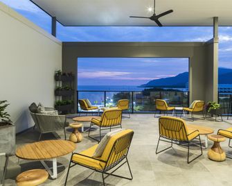 Oaks Cairns Hotel - Cairns - Restaurant