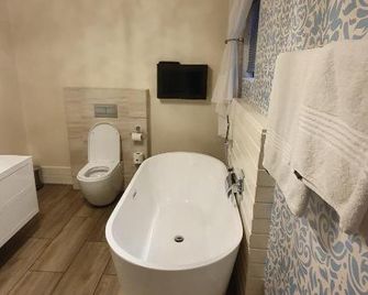 The Gallery - Queenstown - Baño