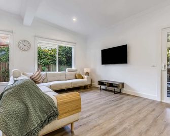 3br Home 1km From Bendigo's Cbd - Bendigo - Sala de estar