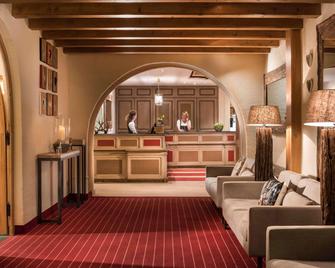 Mercure Hotel Garmisch Partenkirchen - גרמיש-פרטנקירכן - דלפק קבלה