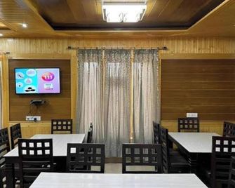 Hotel Khardong-La Ladakh - לה - מסעדה