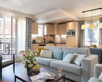Résidence Pierre & Vacances Premium Presqu'Ile de la Touques - Deauville - Oturma odası