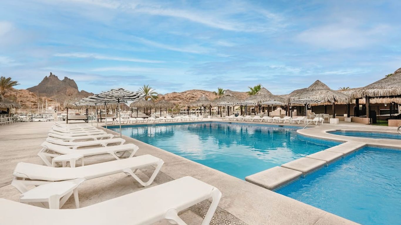 Marinaterra Hotel & Spa