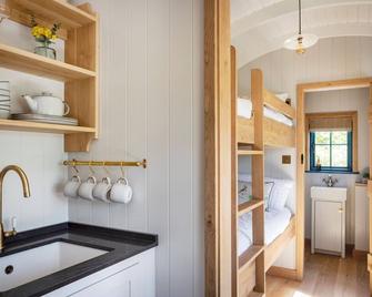 Mr McGregor’s Garden Shepherds Hut Chatsworth - Baslow - Cucina