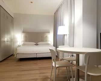 Delta Hotel Apartments - San Donato Milanese - Slaapkamer