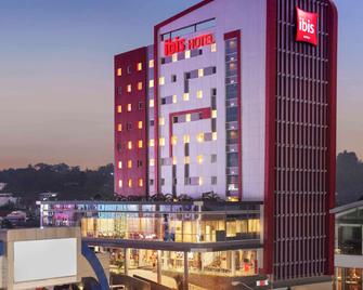 Ibis Manado City Center Boulevard - Manado - Bygning